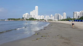 1IF2-4 APARTAMENTO EN CARTAGENA CERCA AL MAR CON AIRE ACONDICIONADO Y WIFi